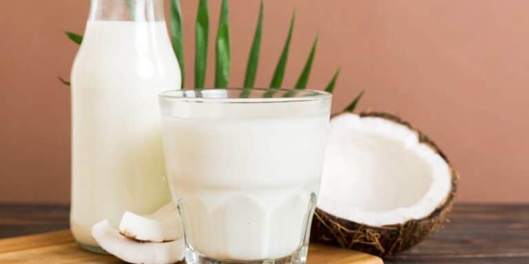 Il latte di cocco può essere congelato! Scopri come gestirlo in cucina