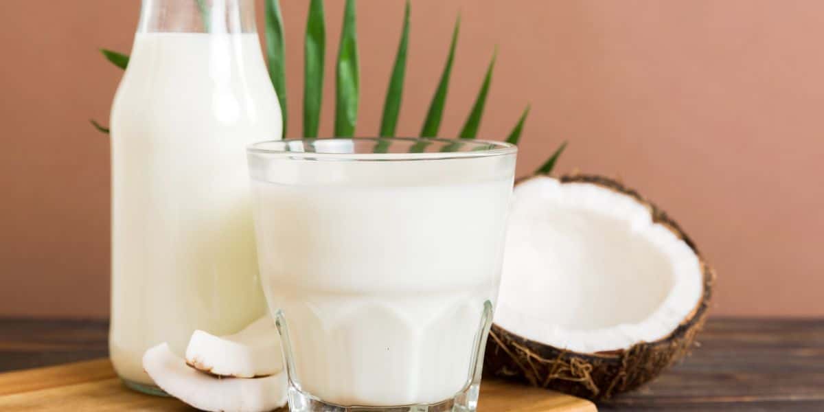 Il latte di cocco può essere congelato! Scopri come gestirlo in cucina